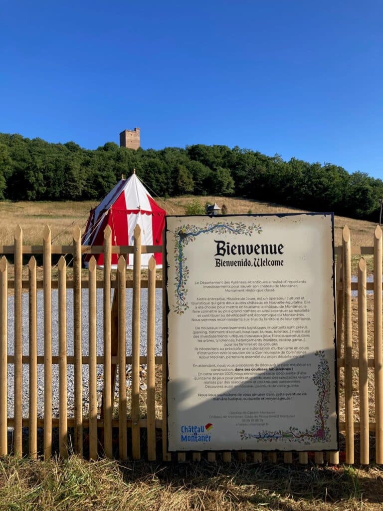 Ouvrir la photo de la Travaux d’aménagements au château de Montaner en grand